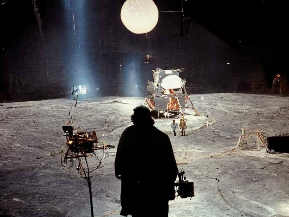 Stanley Kubrick: "Die Mondlandungen waren alle gefälscht!" (Interview kurz vor seinem Tod)